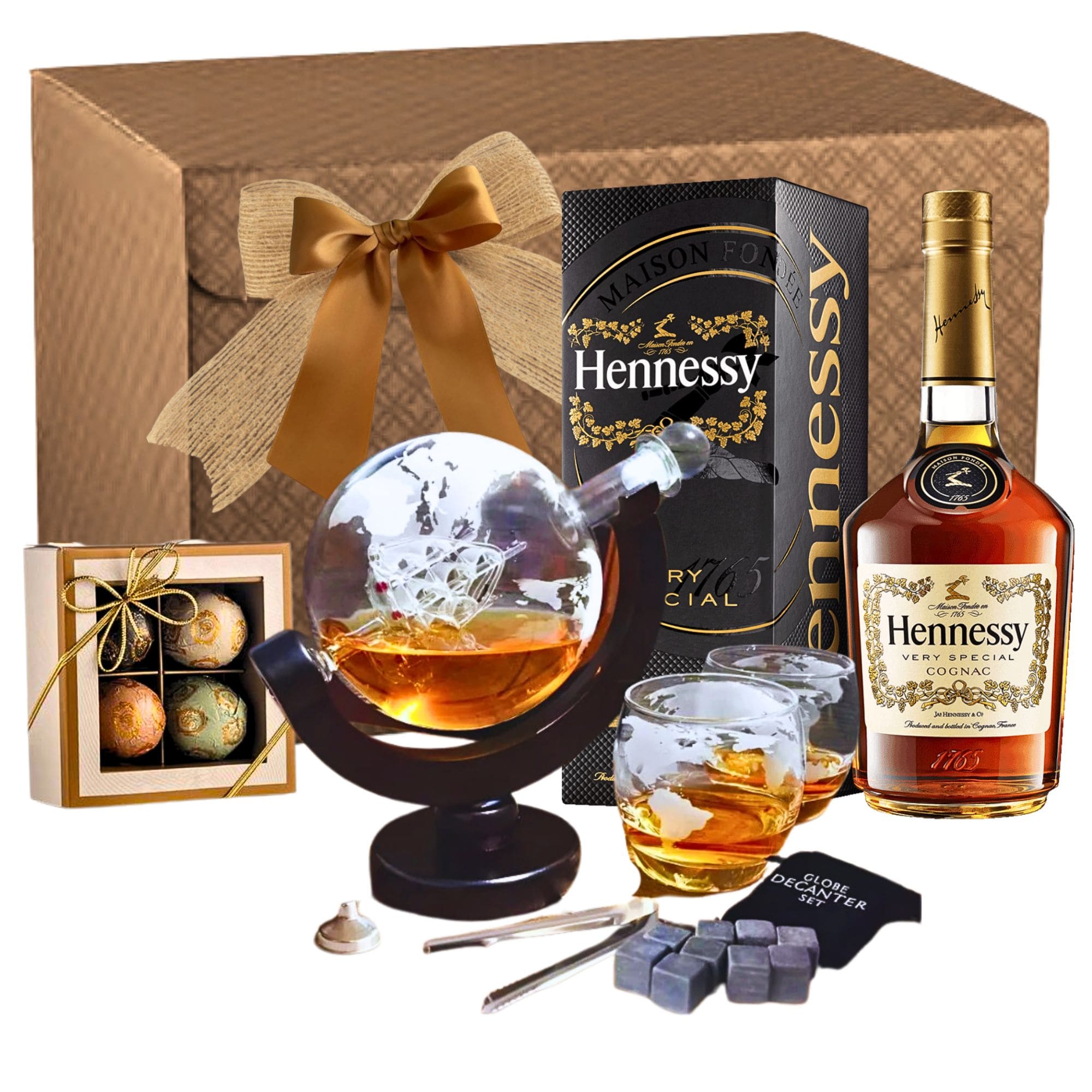Globetrotter’s Hennessy VS Gift Set cu coniac Hennessy VS, decantor globe și praline Laurence într-o cutie premium
