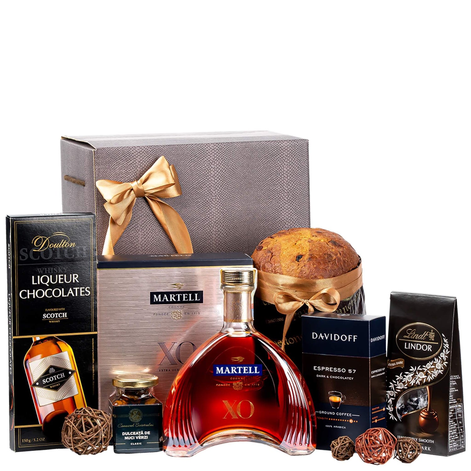 Set Saved by Martell cu coniac XO, cafea Davidoff, praline cu lichior, dulceață de nuci verzi și panettone într-o cutie cadou premium