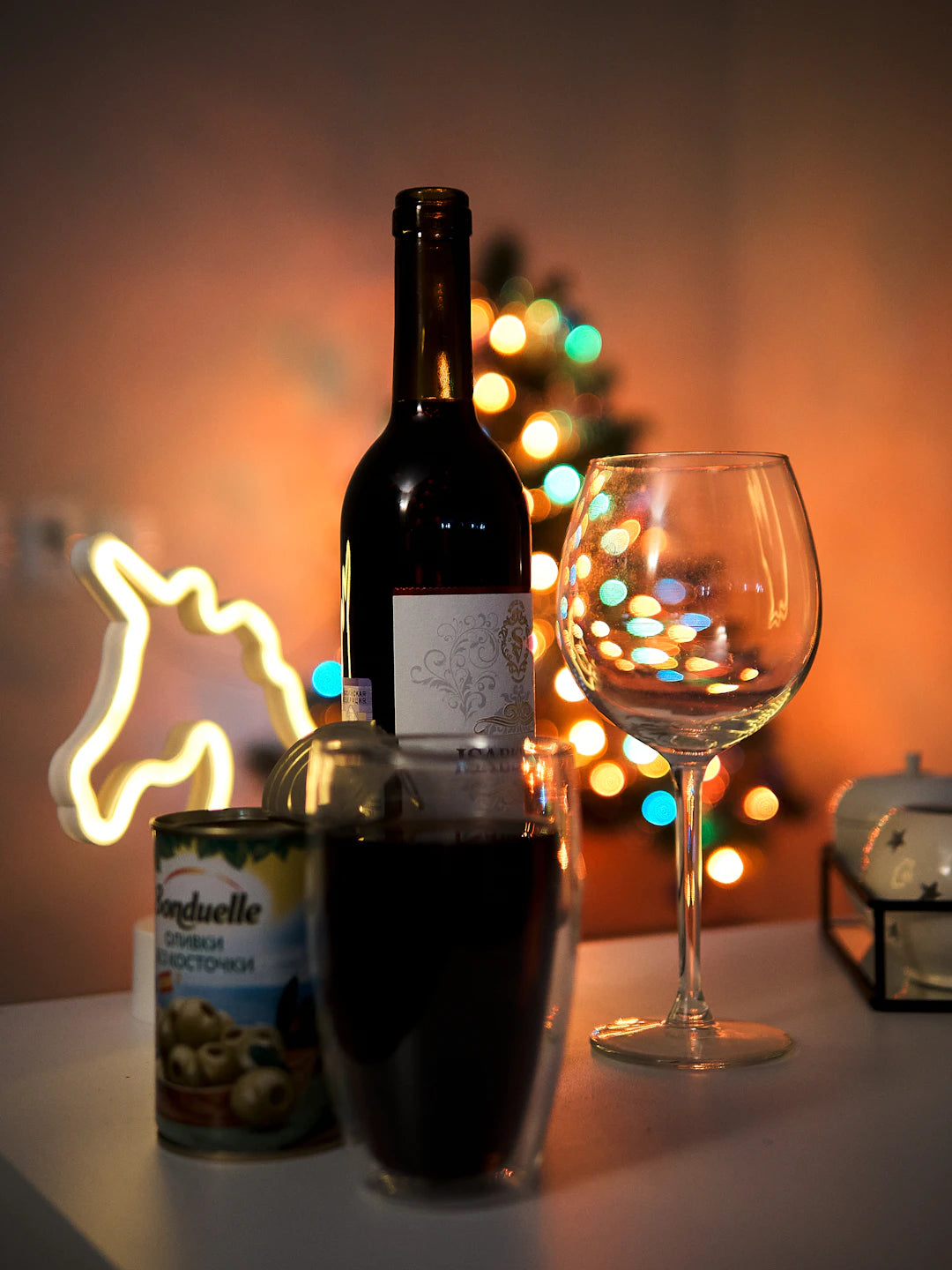 Cadouri elegante pentru pasionații de vin și nu numai