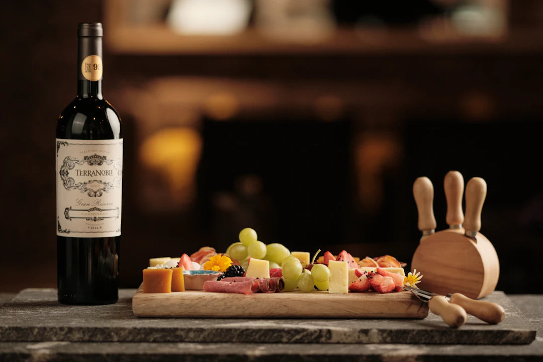 Cadouri de Paște cu Vin și Delicatese Gourmet