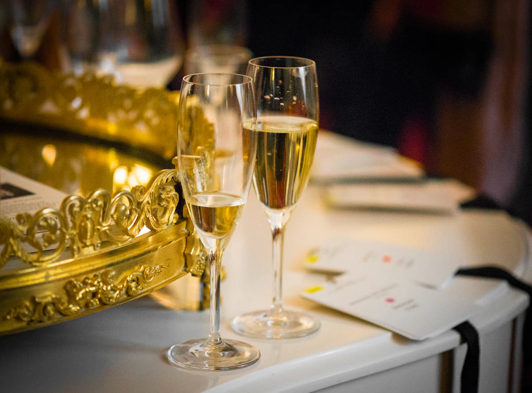 Cadouri rafinate cu șampanie pentru ocazii festive