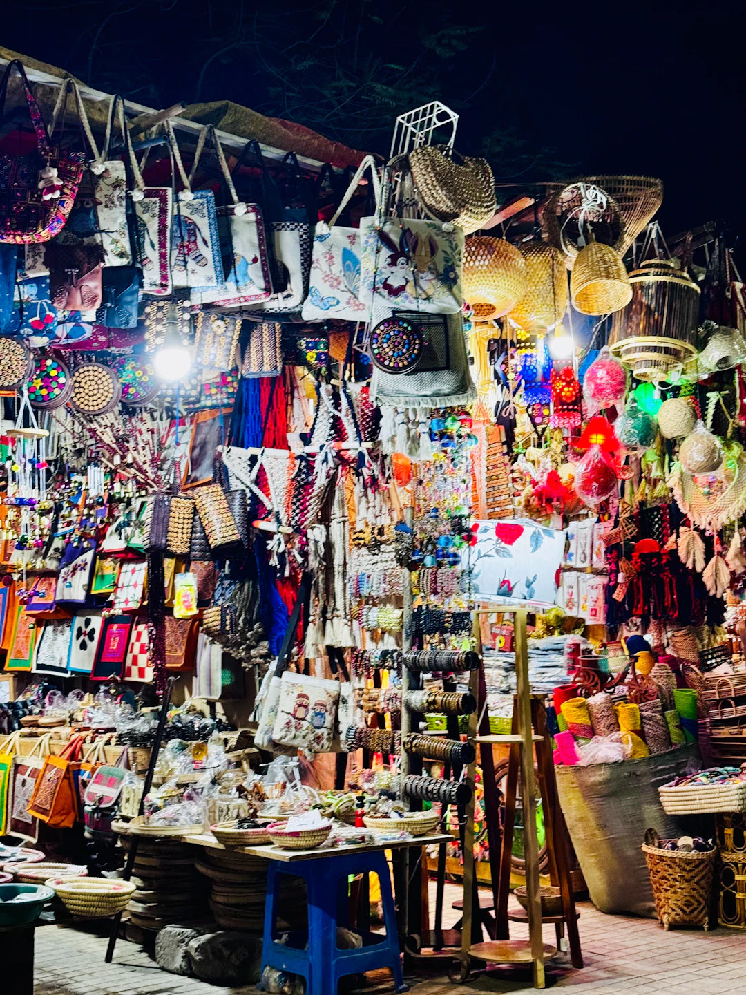 Cadouri care sprijină micile afaceri locale