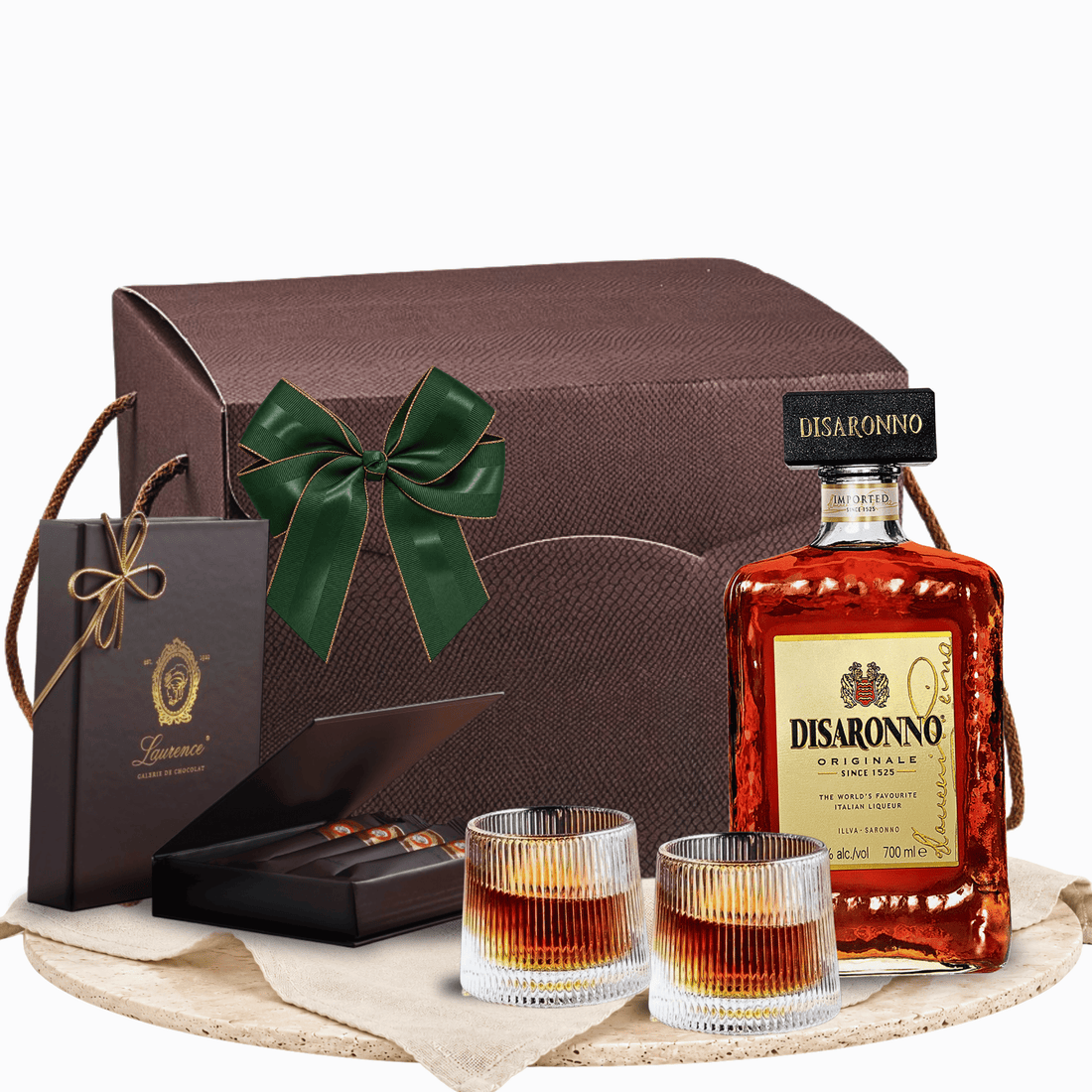 Cadou pentru bărbat cu Disaronno Amaretto, pahare și trabucuri de ciocolată