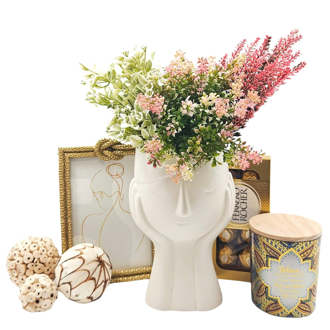 Set Art Blossom cu vază decorativă albă, buchet flori artificiale, ramă aurie și bomboane Ferrero Rocher într-o cutie elegantă