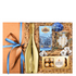 Set Golden Moments cu Prosecco Bottega Gold, bomboane Ferrero Rocher, ceai Basilur Frosty Afternoon și lumânare parfumată într-o cutie premium
