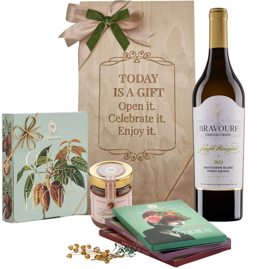 Set White Wine &amp; Chocolate cu vin alb Bravoure, Trilogie MasterPiece şi cremă de caramel în cufăr din lemn premium